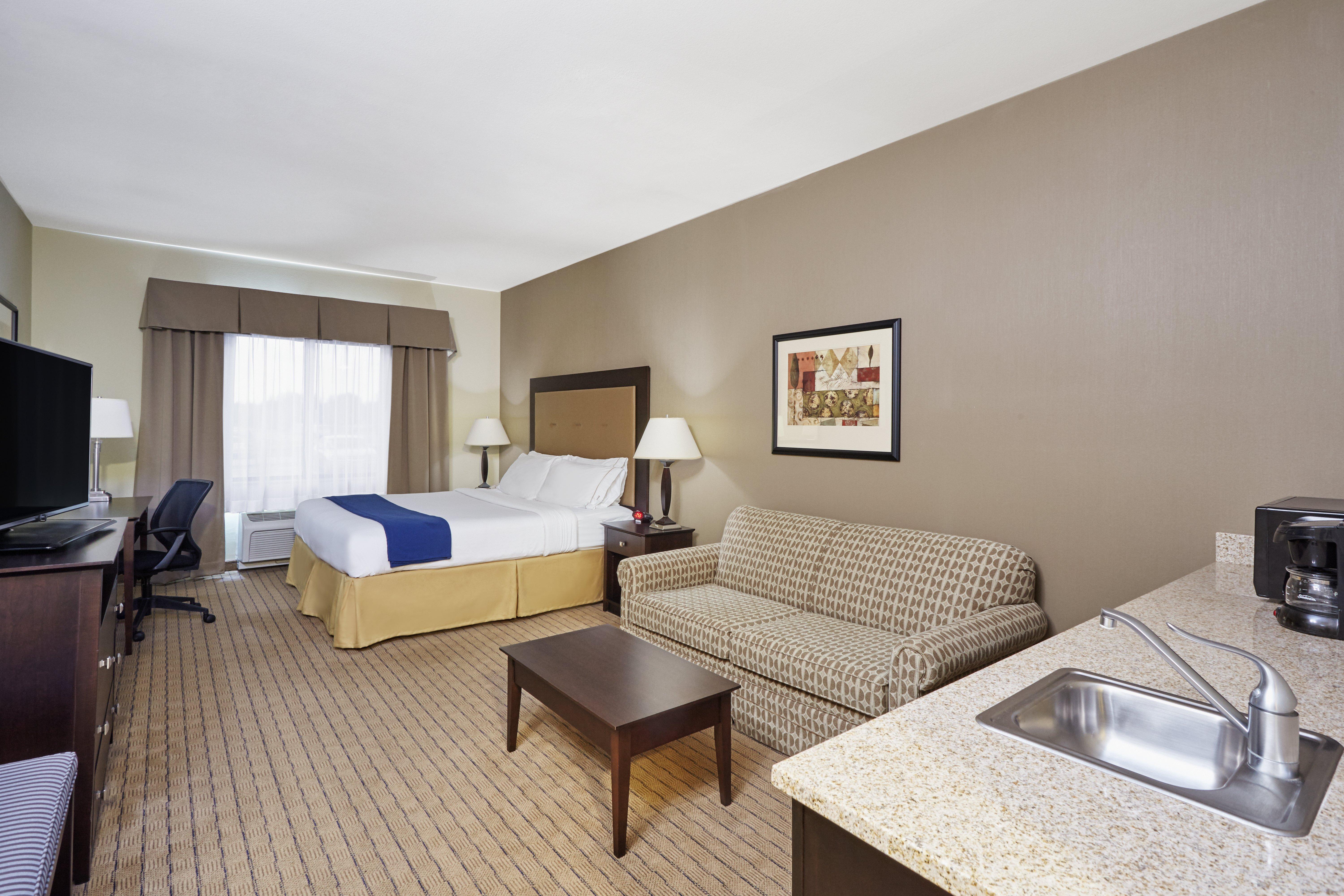 Holiday Inn Express & Suites Madison-Verona By Ihg Exteriér fotografie