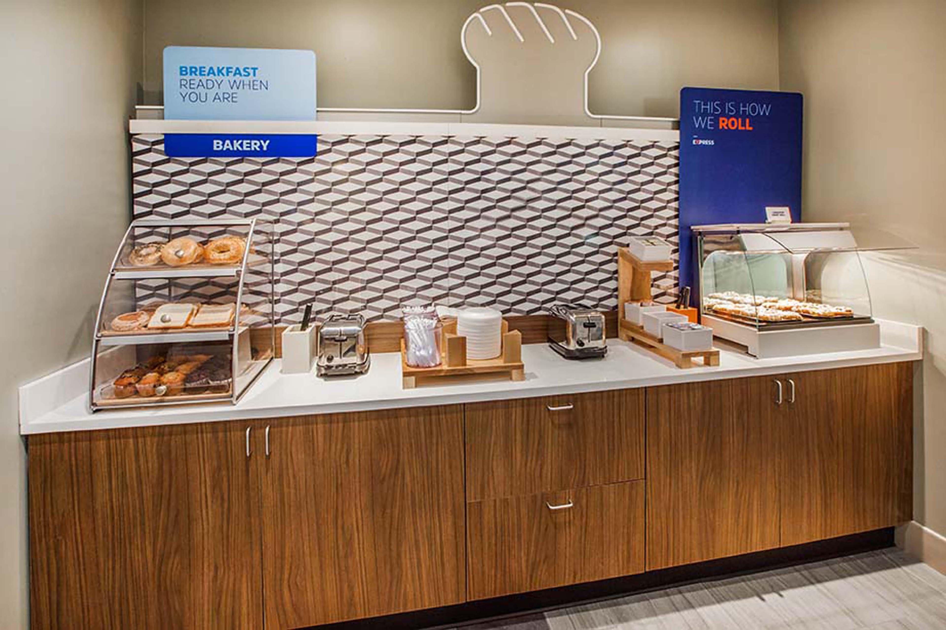 Holiday Inn Express & Suites Madison-Verona By Ihg Exteriér fotografie
